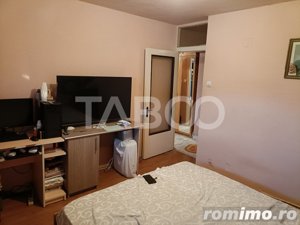 Apartament decomandat 3 camere 2 bai 68 mpu balcon Cetate Alba Iulia - imagine 2