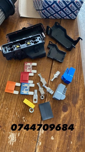 Componente electrice buldoexcavatoare jcb - imagine 10