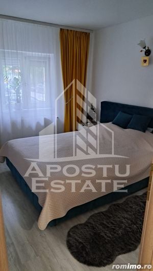 Apartament cu 3 camere, decomandat situat in zona Girocului