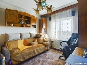 Apartament decomandat cu 3 camere în zona Dâmbovița - imagine 9