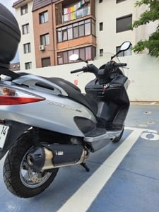 Suzuki Burgman UH 200 pe injecție  - imagine 6