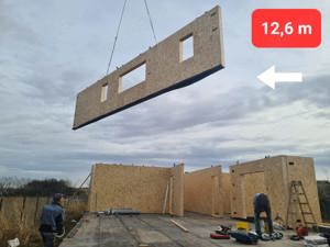 Case pe structura din lemn