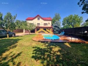 Vanzare casa vila individuala cu piscina 5 camere 3 bai 921 mp teren