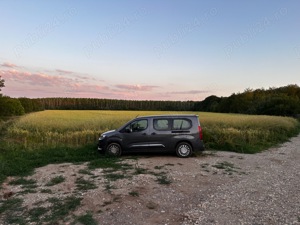 Vand teren 1000m cu casa demolabila la Ciolpani - imagine 3