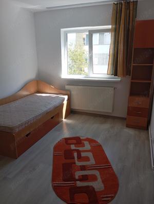 Apartament de inchiriat cu doua camere pe termen lung. - imagine 3