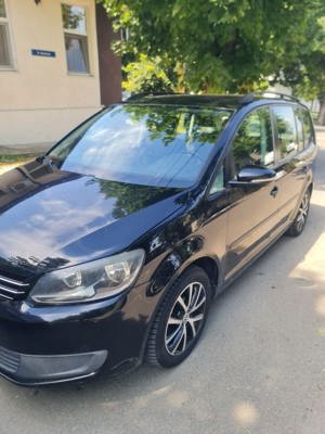 Volkswagen Touran 1.6 TDI  - imagine 3
