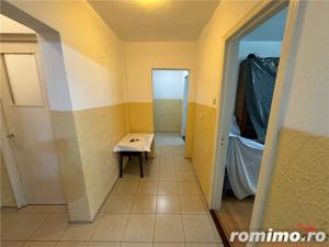 2 camere, parter, 55mp, CT , termopane, izolat, zona Centrala - imagine 10