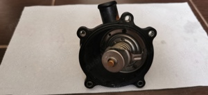 Termostat original Audi Q7 4.2 V8 cod 079121012D - imagine 4