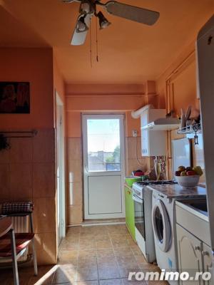 Apartament, 3 camere decomandate, RMB, Bacau. - imagine 5