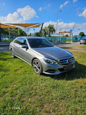 Mercedes - Benz E 220  - imagine 7