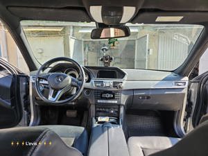 Mercedes - Benz E 220  - imagine 2