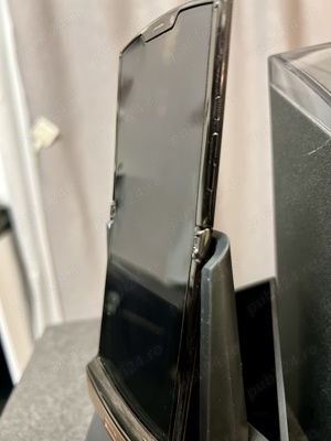 Telefon MOTOROLA Razr, 128GB, 6GB RAM, eSIM, Blush Gold - imagine 2