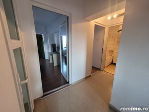 De Vanzare Apartament Zona OMV  Resitei - imagine 3