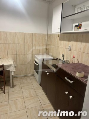 Garsoniera 35 mp, balcon, etaj 3, bloc nou in zona Iulius Mall - imagine 3