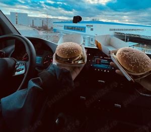 Angajam curieri Amazon pe teritoriul Germaniei  - imagine 2 Angajam curieri Amazon pe teritoriul Germaniei  - imagine 2