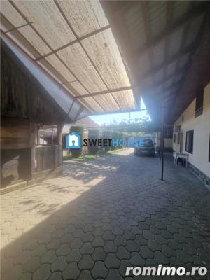 Casa de vanzare in Mandra  Spatiu generos si anexe - imagine 9