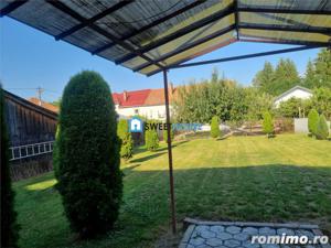 Casa de vanzare in Mandra  Spatiu generos si anexe