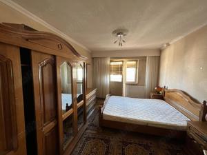  3 camere Calea Bucuresti 6 8 90mp 3 balcoane 96000euro - imagine 4