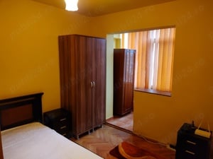 Proprietar inchiriez apartament 3 camere zona Cetatii - imagine 2