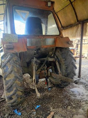 Vand tractor U650 cu motor de Perkins 4x4 - imagine 2