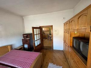 Casa si teren de vanzare sau schimb cu ap. 3 camere central - imagine 6