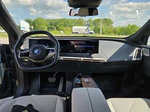 Vand BMW iX M60 - imagine 7