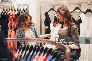 Fotograf Produs Cataloage. Publicitate TikTok. Specialist Marketing si Administrare Magazin Online - imagine 5