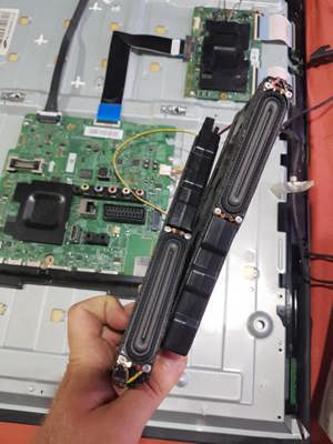 set 2 difuzoare bn96-25565a 6ohm 10w de pe tv Samsung ue40f6400