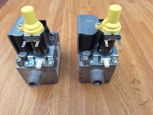 Vand doua vane gaz pentru centrala termica, made Japan - imagine 2