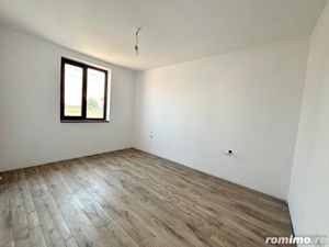 Duplex modern cu 5 camere si teren generos la doar 7 km de Timisoara - imagine 8