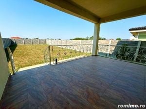 Duplex modern cu 5 camere si teren generos la doar 7 km de Timisoara