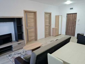 Închiriez apartament cu 2 camere etajul I - imagine 3