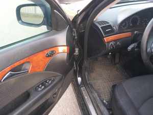 Mercedes E220 - imagine 10 Mercedes E220 - imagine 10