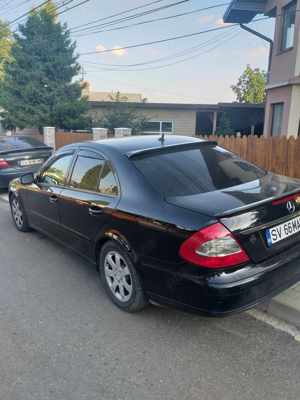 Mercedes E220 - imagine 4 Mercedes E220 - imagine 4