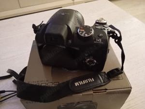 Aparat foto de nota 10 Fujifilm finepix s4000 - imagine 7