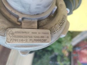 Turbo suflanta Garrett GTA1549LV pt. Laguna 3 2.0 DCI, provine din dezmembrari - imagine 2
