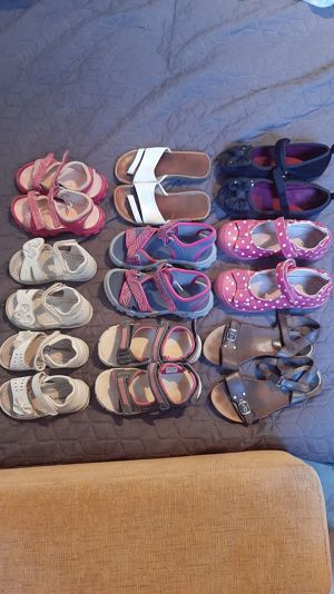 Vand sandale șlapi balerini de fetițe! - imagine 4