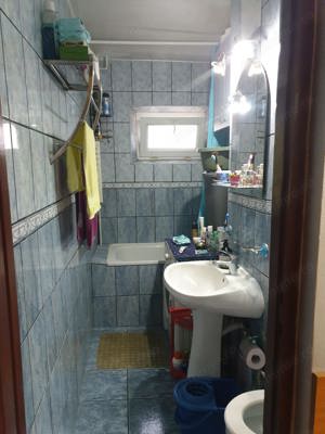 De închiriat apartament cu doua camere în Calea Șagului  - imagine 8
