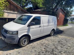 Inchiriez VW T5 Marfa - imagine 3
