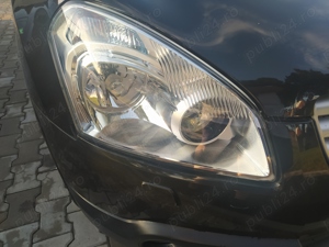 Far Nissan Qashqai 2007