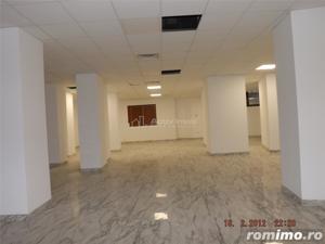 Spatiu comercial, 440 mp , pretabil - clinica, birouri, gradinita - Ultracentral - imagine 3