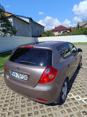 Vând KIA CEED 2008 Benzina - imagine 3