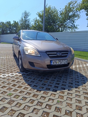 Vând KIA CEED 2008 Benzina - imagine 6