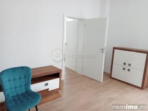 TRIPLEX - 9 Camere - 3 Bai - Zona Semicentrala - Clima - imagine 2