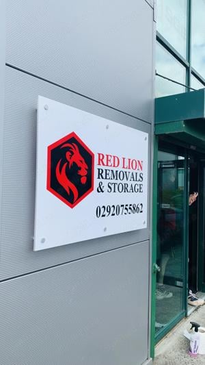 Angajam soferi pentru o firma de mutari din UK - imagine 2 Angajam soferi pentru o firma de mutari din UK - imagine 2