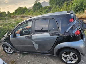 Dezmembrez smart forfour 2005  - imagine 3