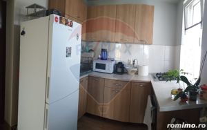 Apartament deosebit de vanzare - imagine 3