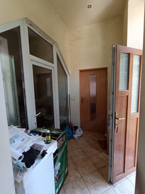 Apartament ultracentral, decomandat, la curte, 2 camere, hol, bucătărie, baie și boxă 2 camere - imagine 8