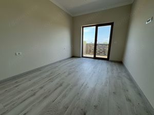 Duplex despartit prin garaj. Pregatit pentru pompe de caldura si panouri solare - imagine 6