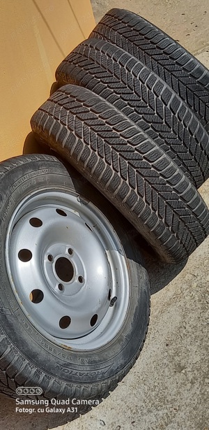 Vând 4 genți 5,5 j 14 echipate cu anvelope 175/65R14 de iarnă . - imagine 6